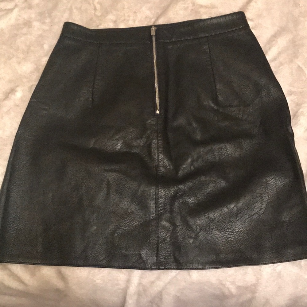 Leather Skirt WITH POCKETS!!
